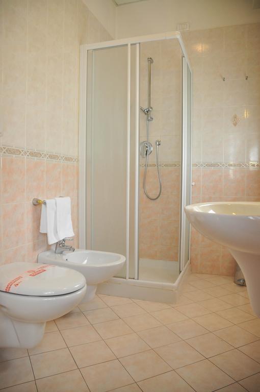 Hotel Marco Effe Mestrino Номер фото