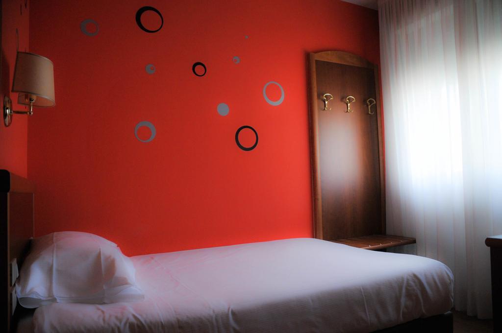 Hotel Marco Effe Mestrino Номер фото